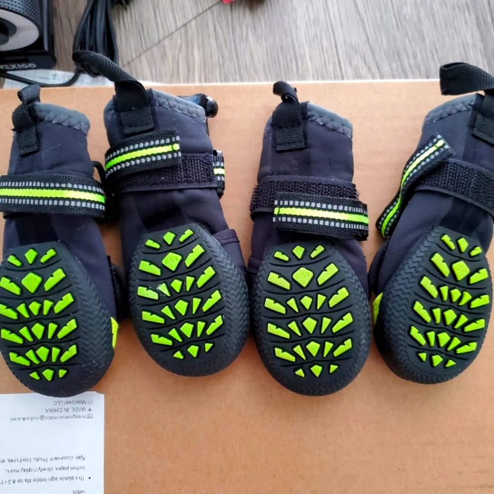 Arcadia Trail Reflective Dog Boots - Black & Neon Yellow